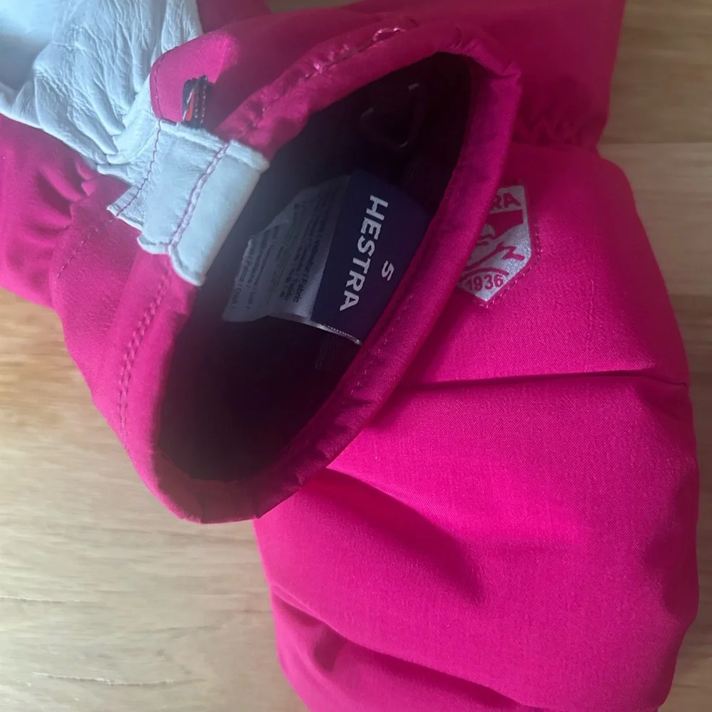 Hestra Heli Jr Girls Ski Mittens Size 5 NWOT